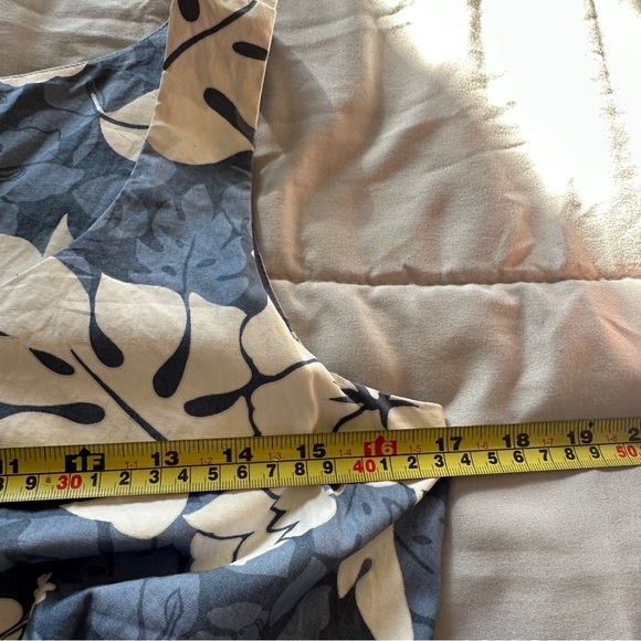 HILO HATTIE Hawaiian dress size 8 midi - Picture 9 of 9